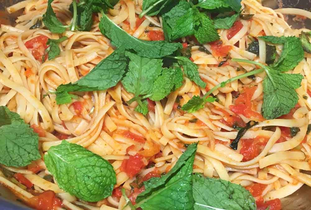 mint pasta with fresh tomatoes mint leaves