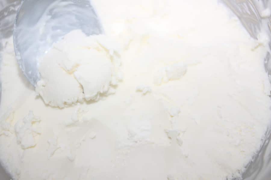 vanilla cream cheese ice cream no churn recipe
