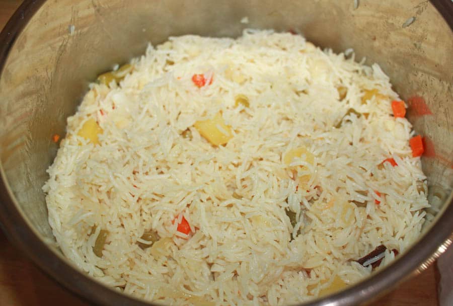 instant pot pulao recipe using mixed vegetables