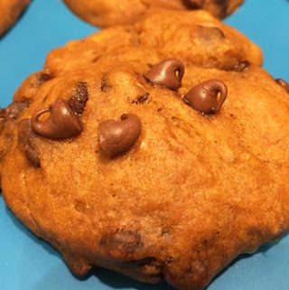 pumpkin chocolate chip muffins vegan