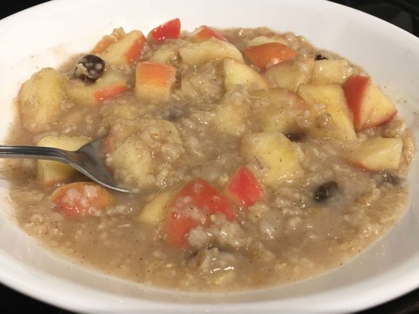 Oatmeal With Water (Without Milk) - Apple Cinnamon Flavored