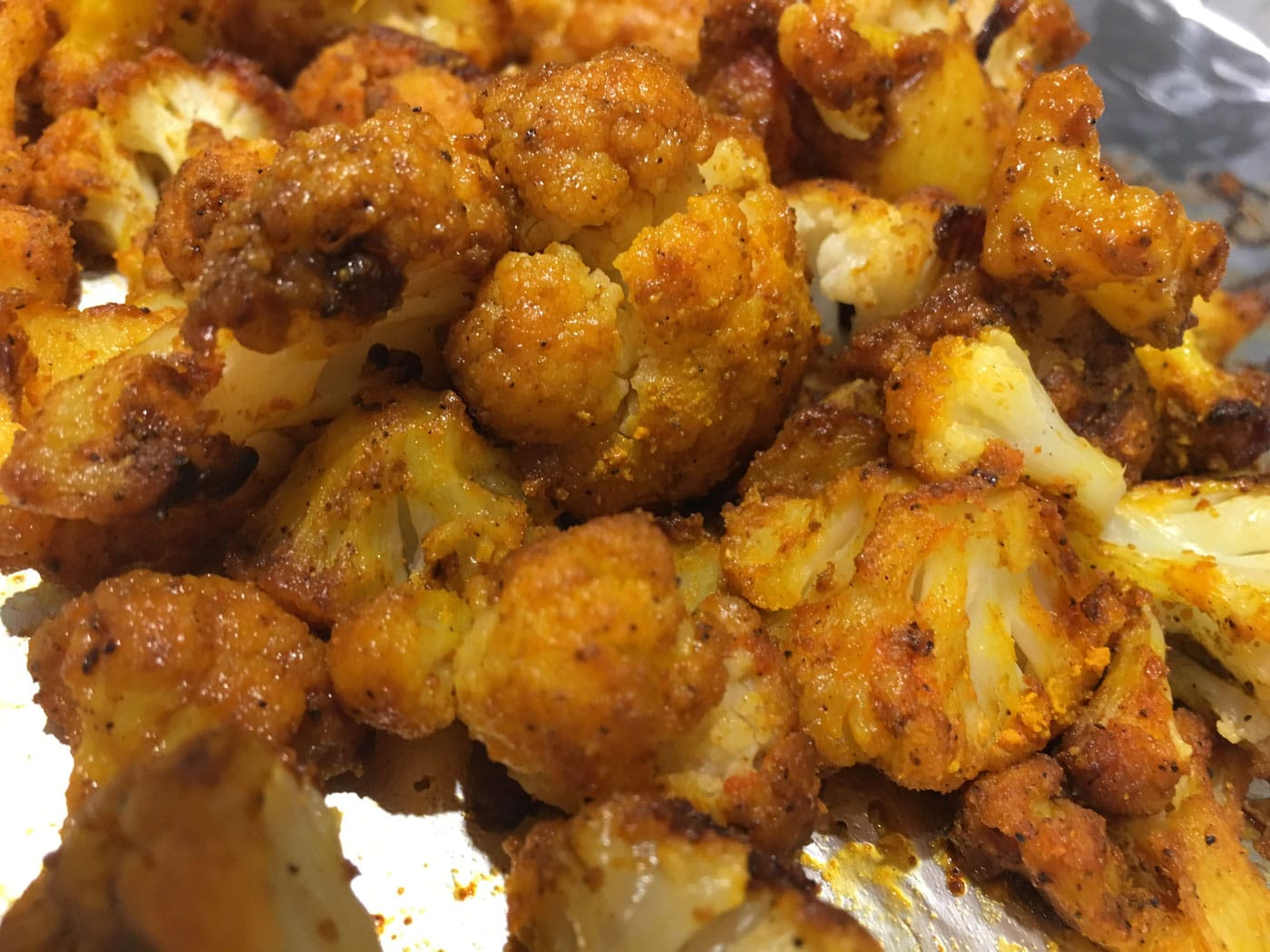 spicy curry roasted cauliflower florets