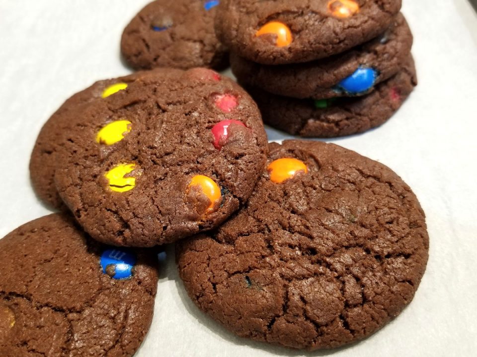 m&m cookies with chocolate