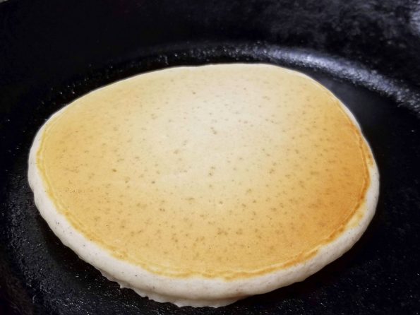 perfect cinnamon pancakes