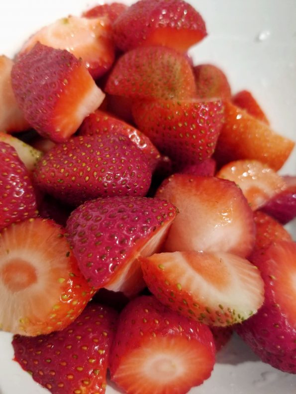 strawberries sliced