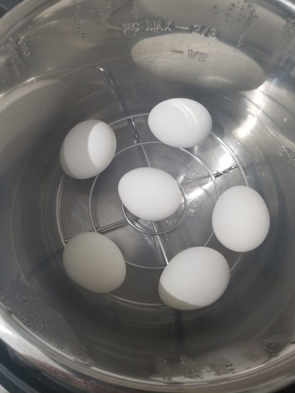 boil eggs in instant pot