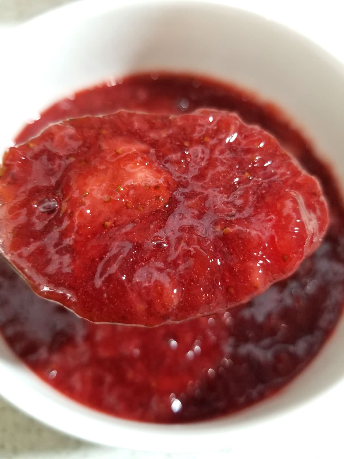 strawberry sauce for cheesecakes, pancakes, waffles, ice creams