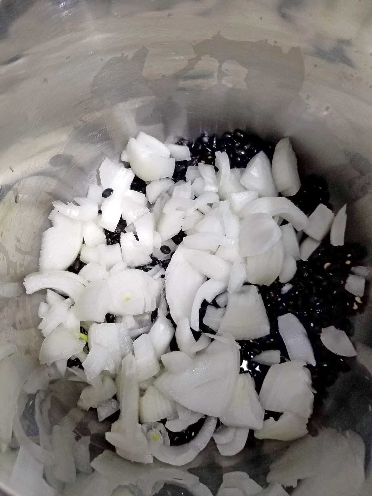 black beans in instant pot with onions