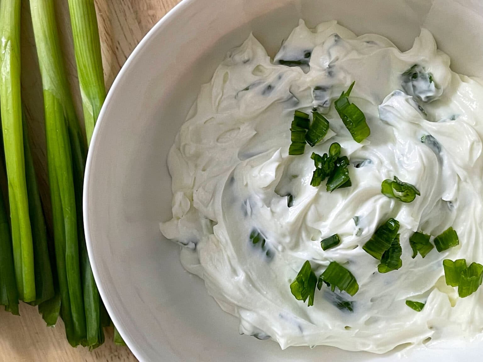 Cream Cheese Dip With Green Onions (Scallion Dip) For Crackers