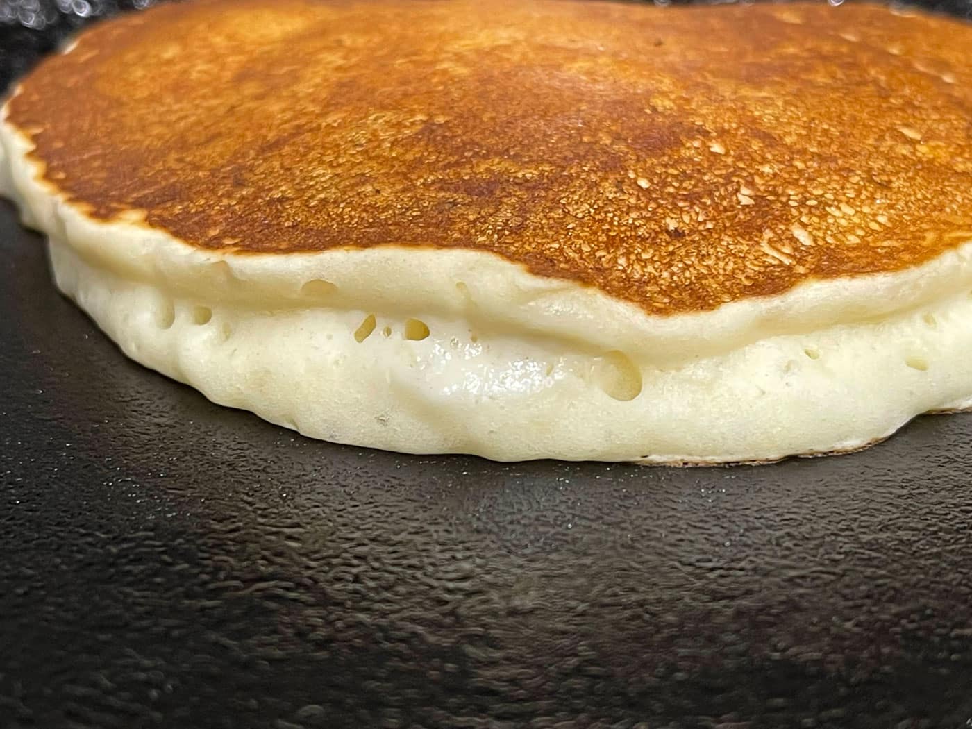 fluffy banana pancake