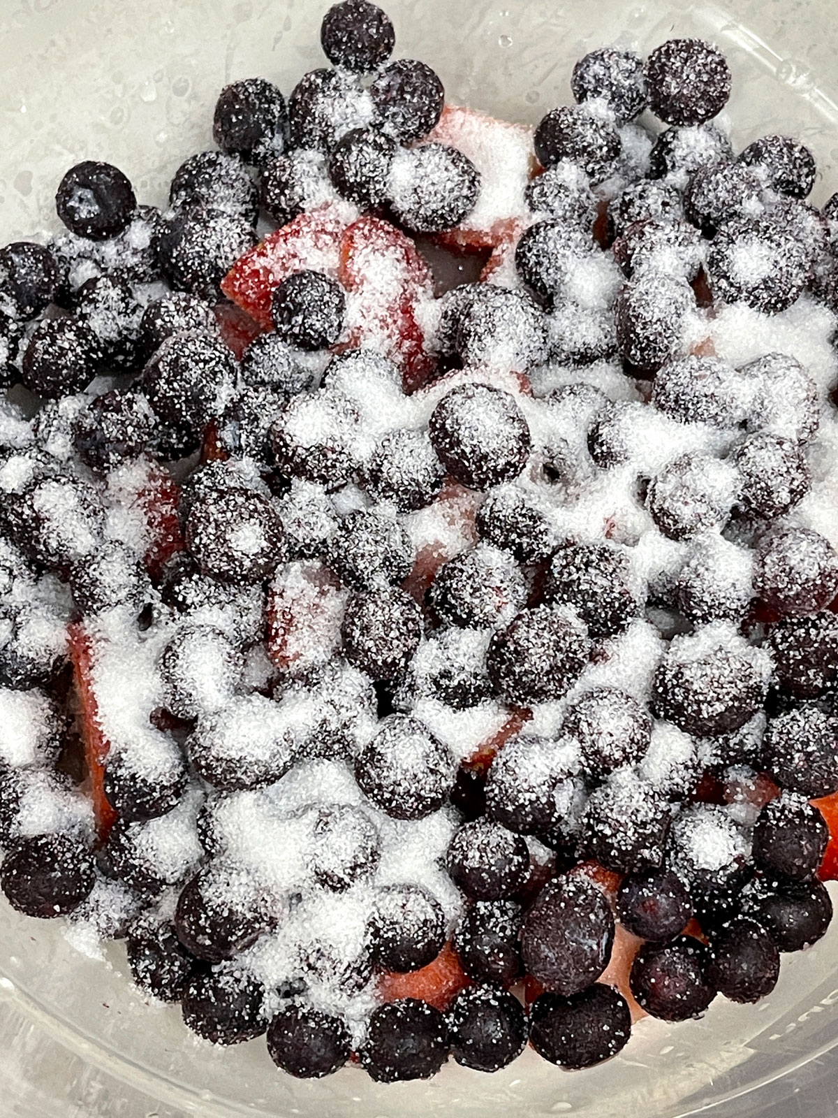 add sugar to berries