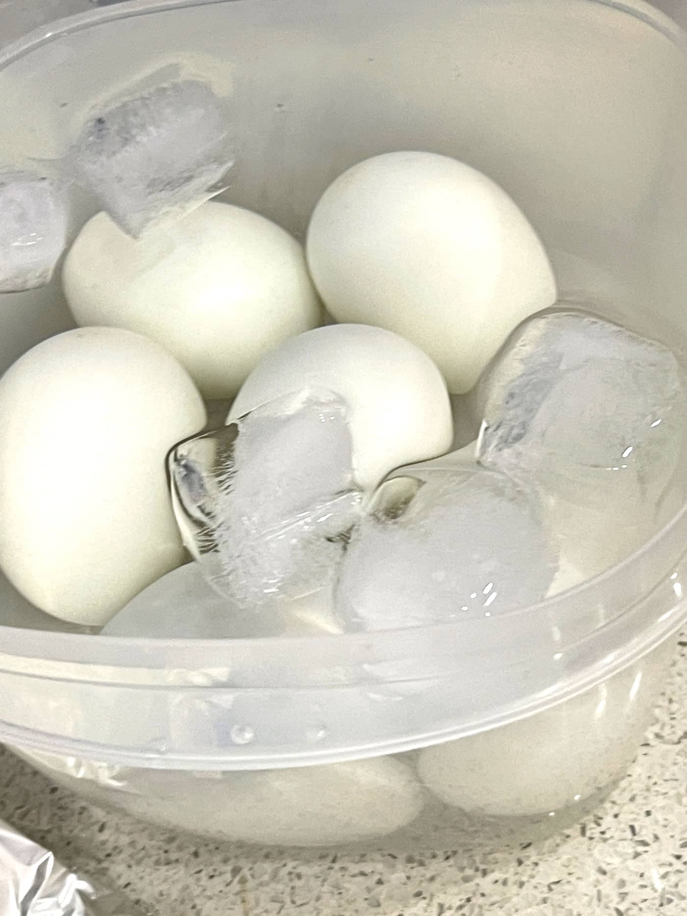 ice water bath for boiled eggs