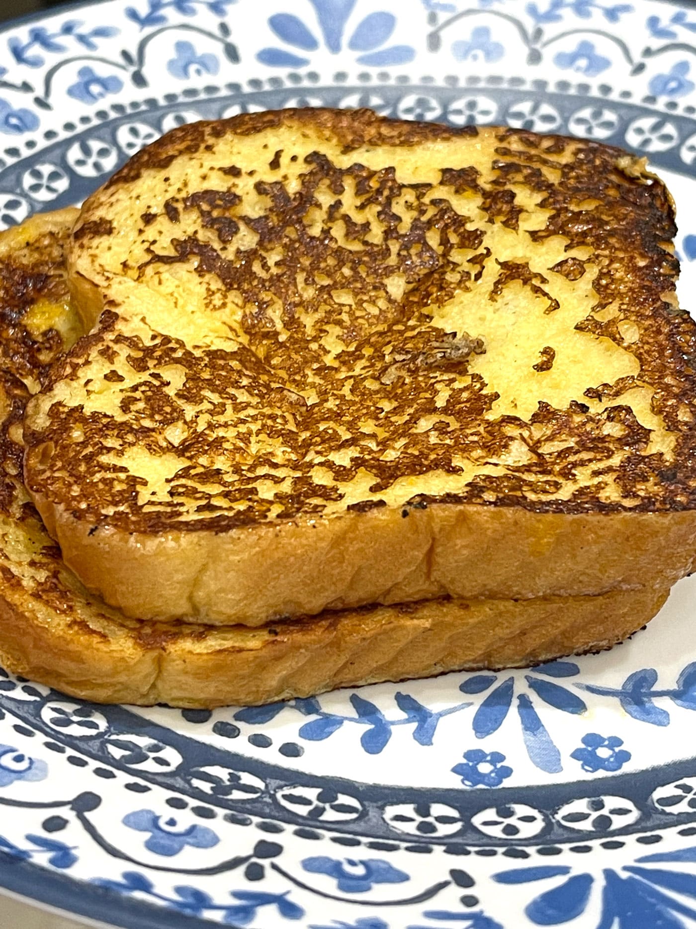 french toast with white bread slices