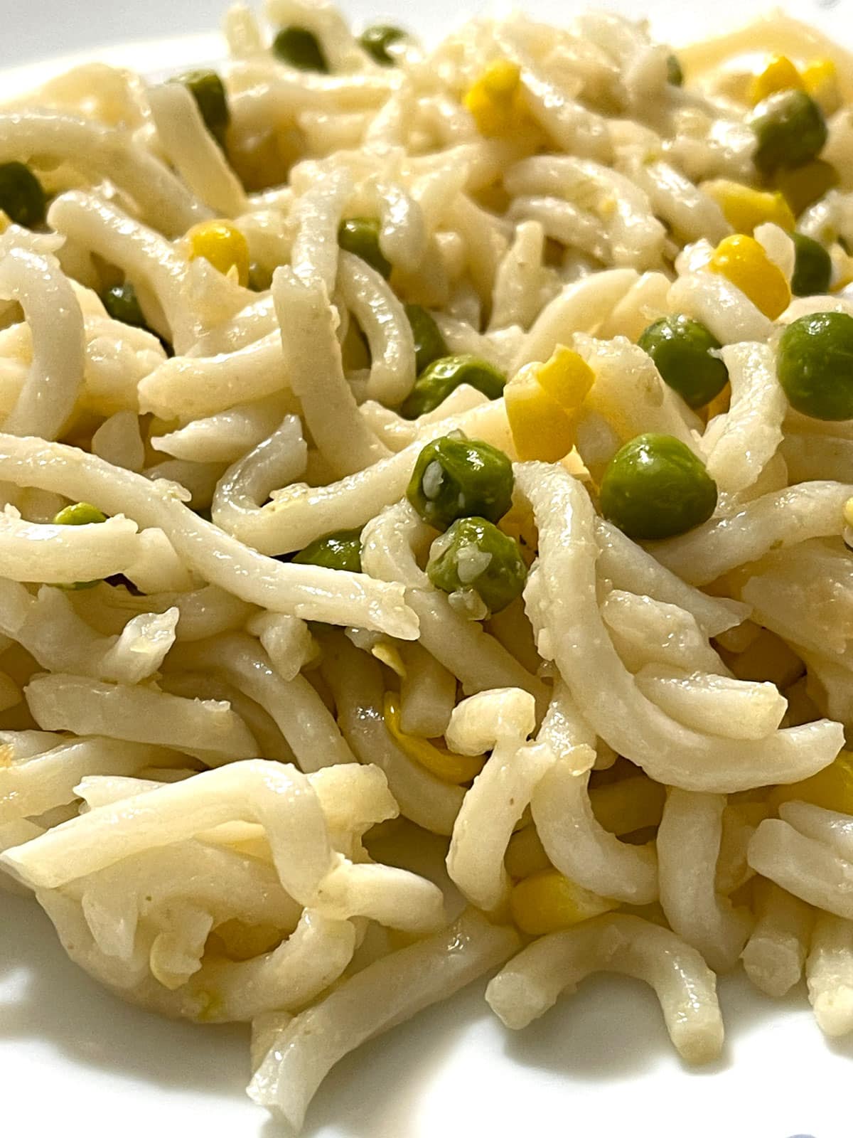 garlic udon noodles