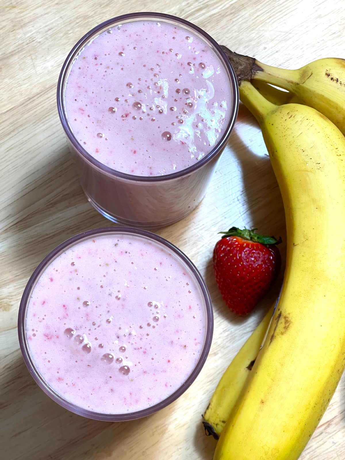 strawberry banana smoothie without yogurt