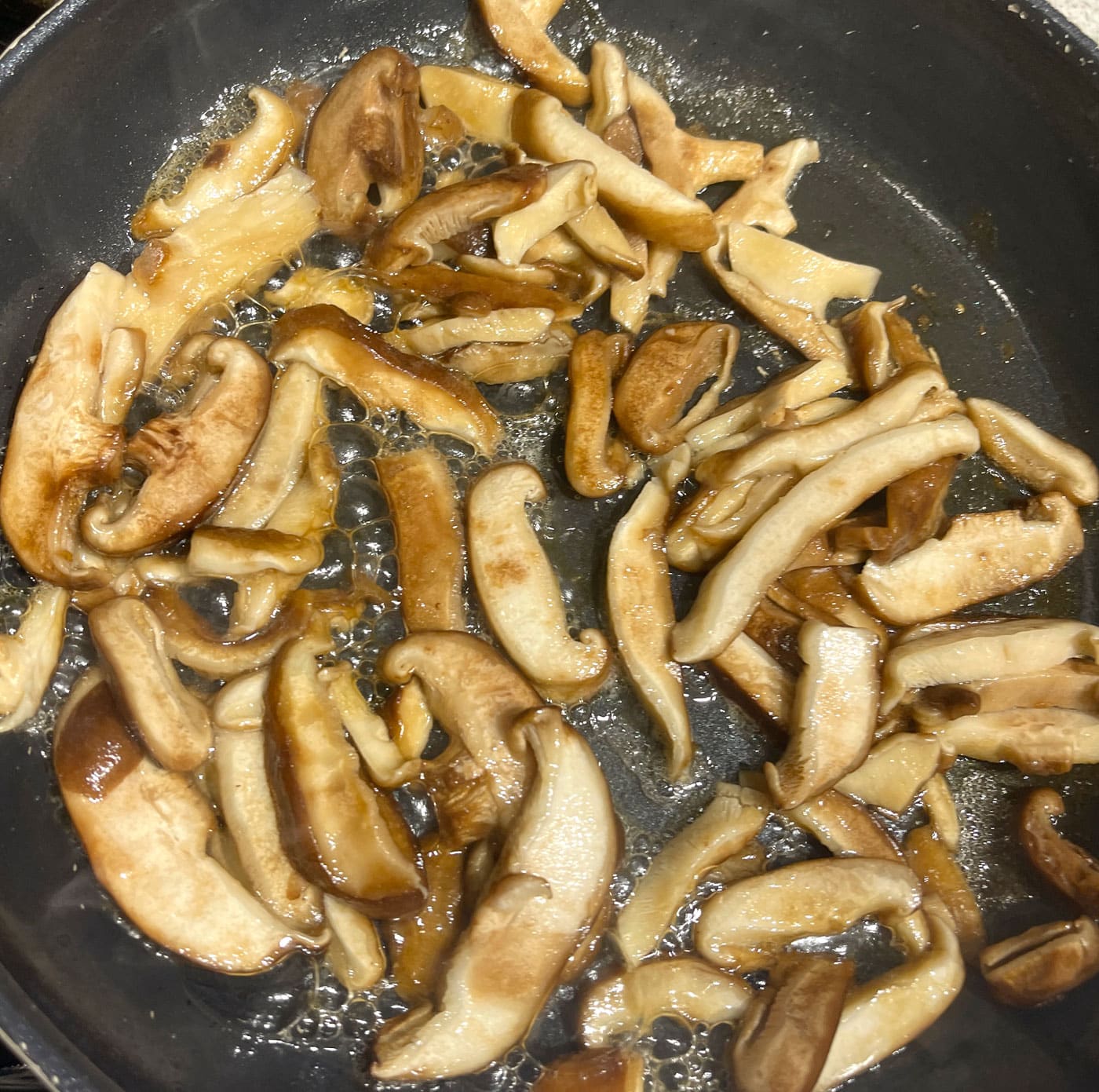 cooking shiitake mushrooms