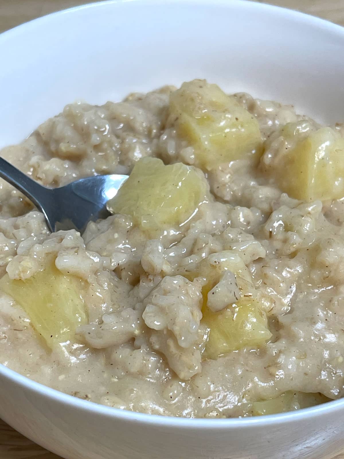 pineapple oatmeal porridge