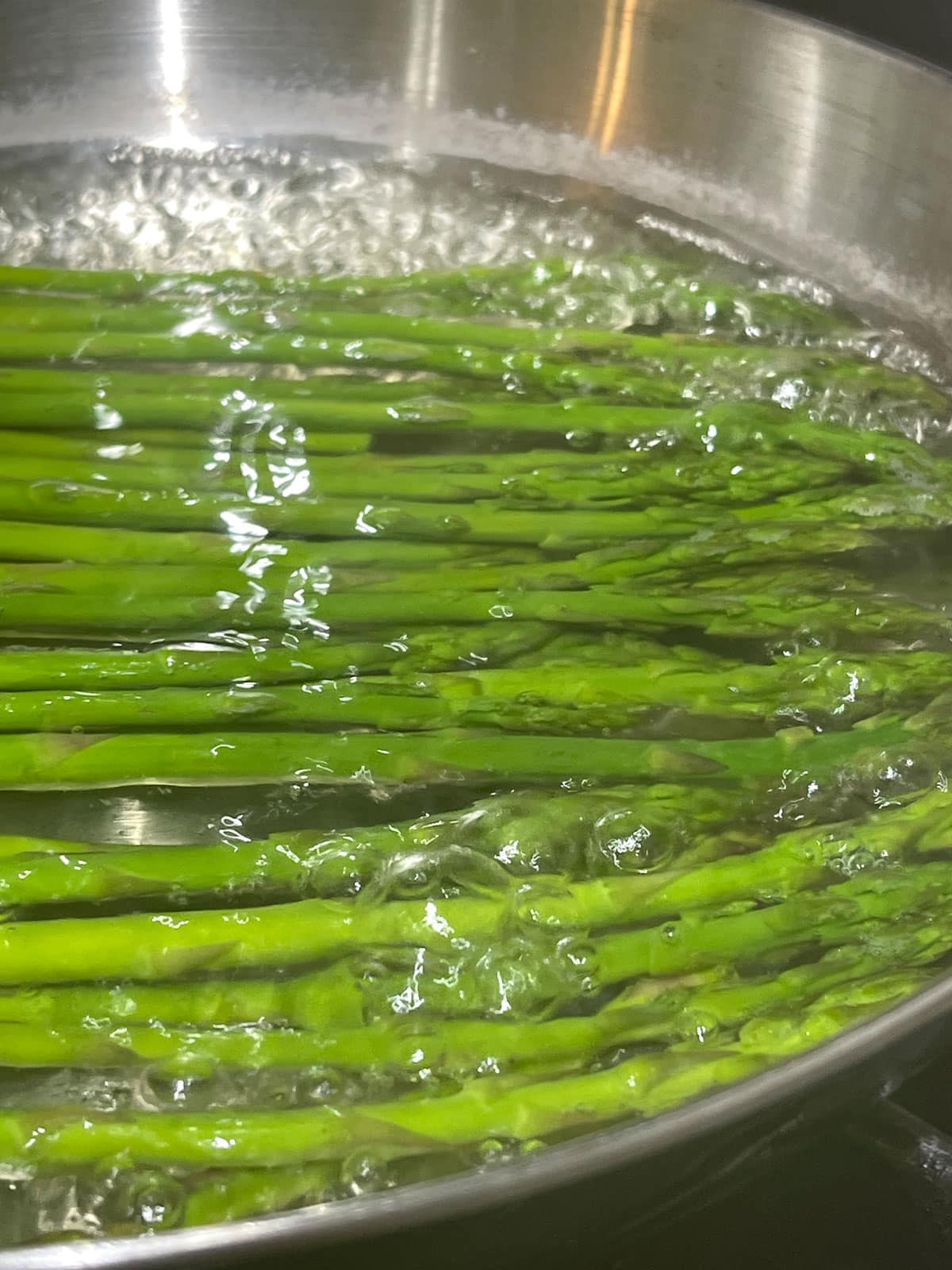 how long to boil fresh asparagus