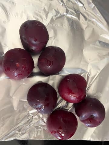 red plums for smoothie