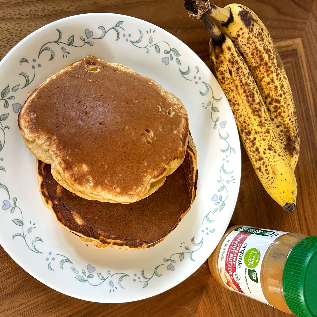 peanut butter banana pancakes