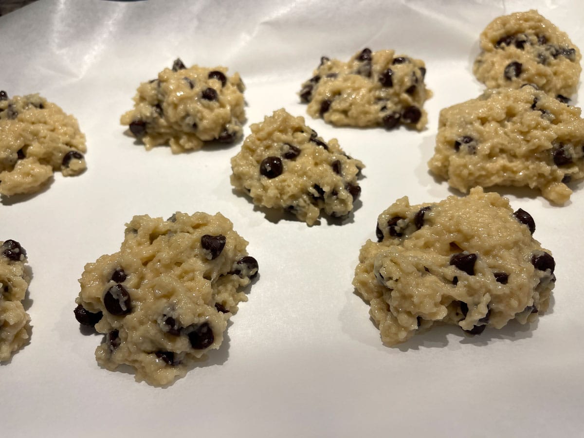 making applesauce chocolate chip cookies