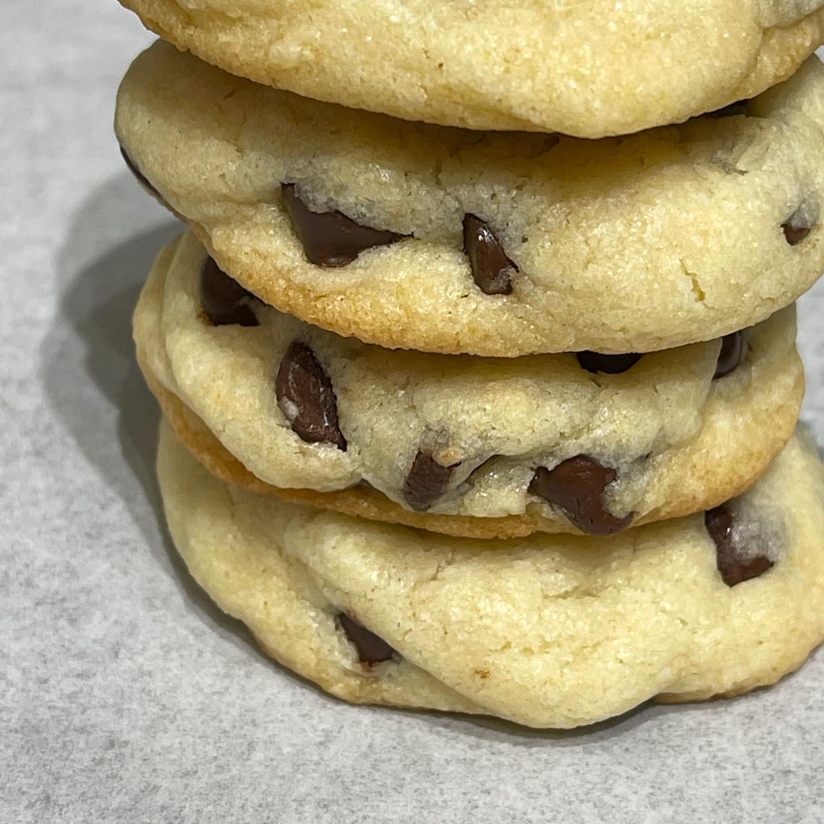 eggless vanilla chocolate chip cookies